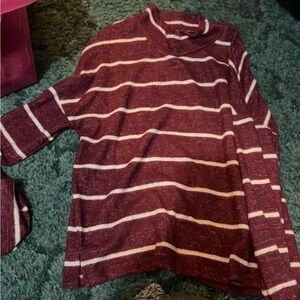 American Eagle Outfitters Maroon and White Striped Turtleneck Sweater